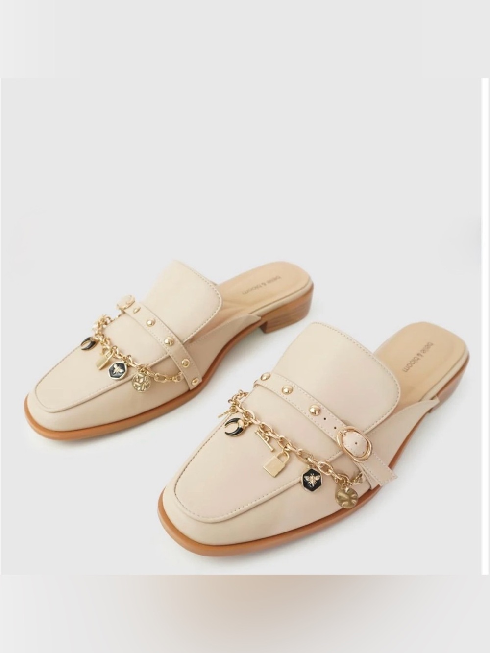 BNIB • Belle & Bloom “How It Feels” Charm Loafer Mule - Sand - Size 9